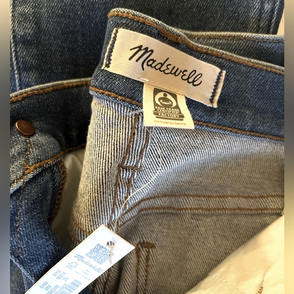 Madewell 10” High Rise Skinny Jeans - Picture 6 of 6